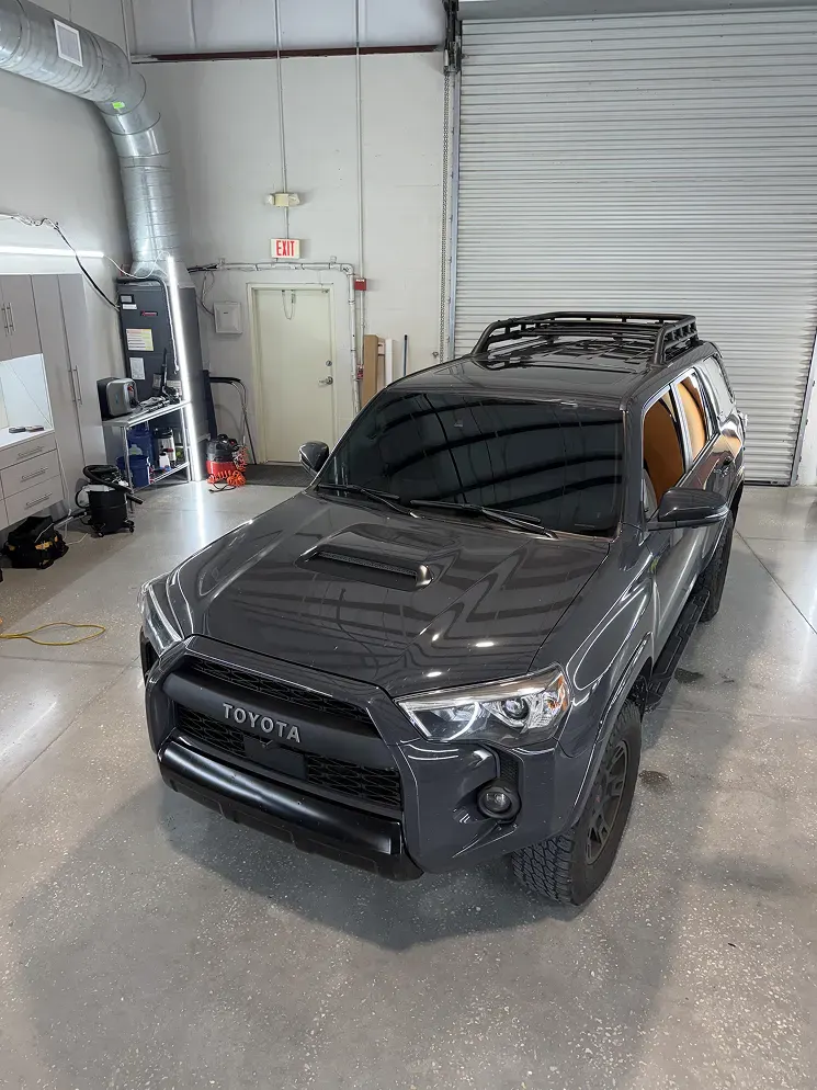 Tint Noir project 7